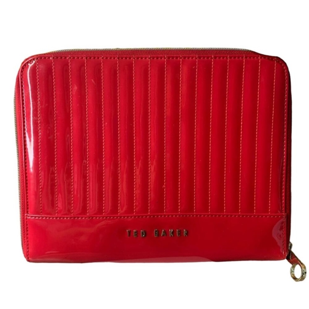Ted Baker IPad Zippered Cover with beautiful Floral Interior !